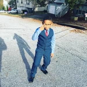 Meet your Posher, Courtney